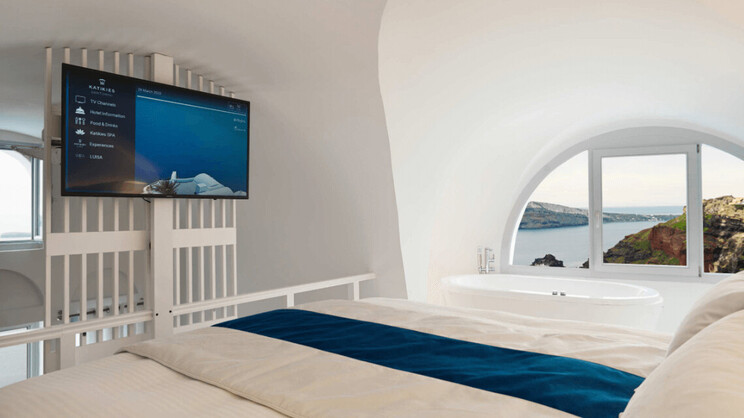 Master Suite with Plunge Pool